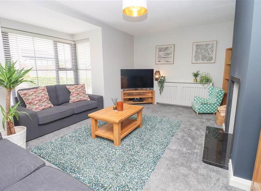 4 Greengraves Meadow, Dundonald, Belfast, BT16 1ZH