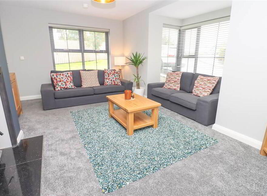 4 Greengraves Meadow, Dundonald, Belfast, BT16 1ZH
