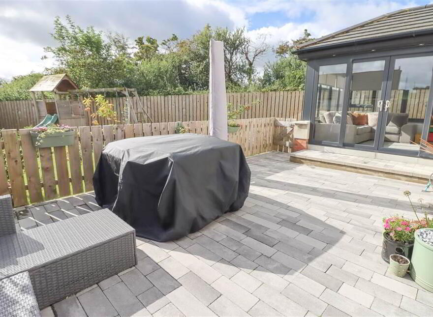 4 Greengraves Meadow, Dundonald, Belfast, BT16 1ZH