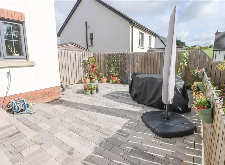 4 Greengraves Meadow, Dundonald, Belfast, BT16 1ZH