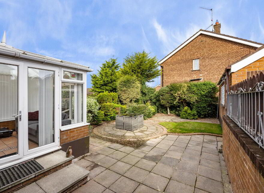 33 Windermere Park, Belfast, BT8 6QZ
