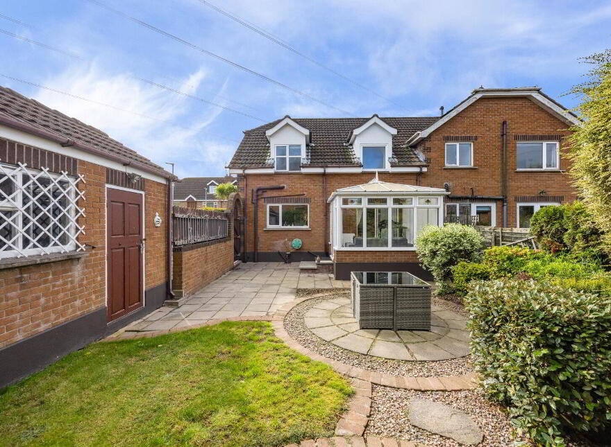 33 Windermere Park, Belfast, BT8 6QZ