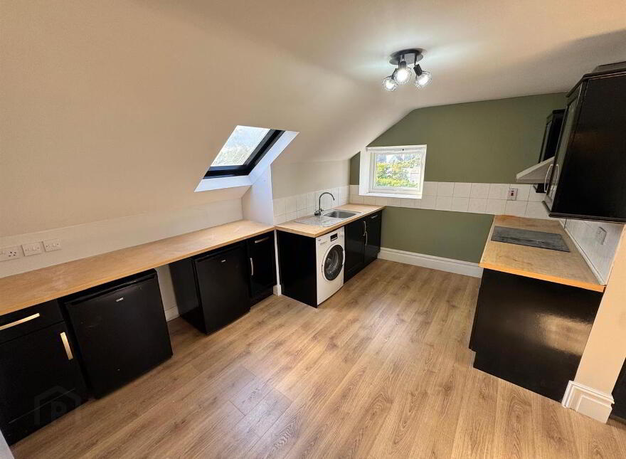 Flat 1, 49 High Street, Donaghadee, BT21 0AQ