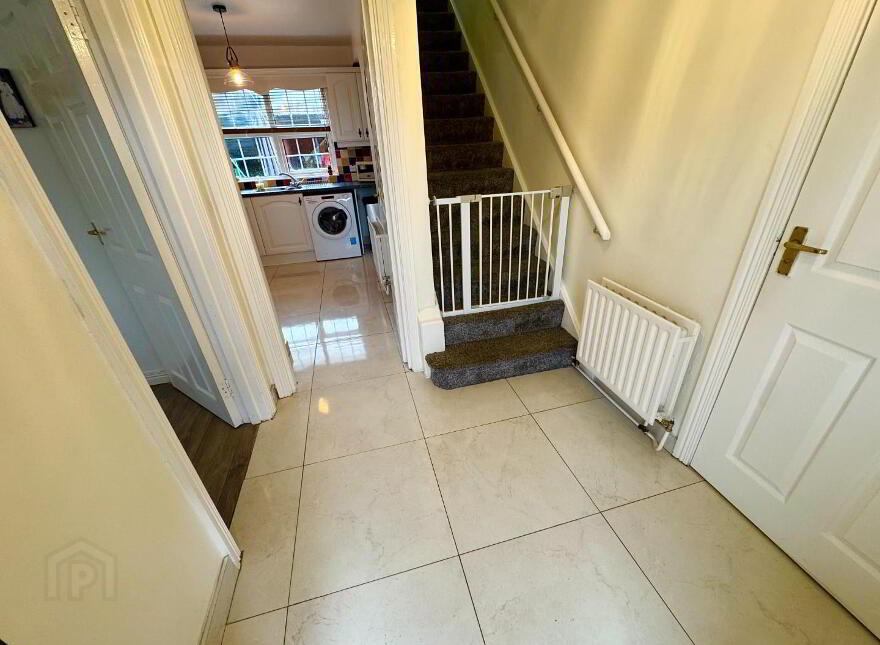 33 Dunmore Gardens, Creggan, Derry, BT48 9NL