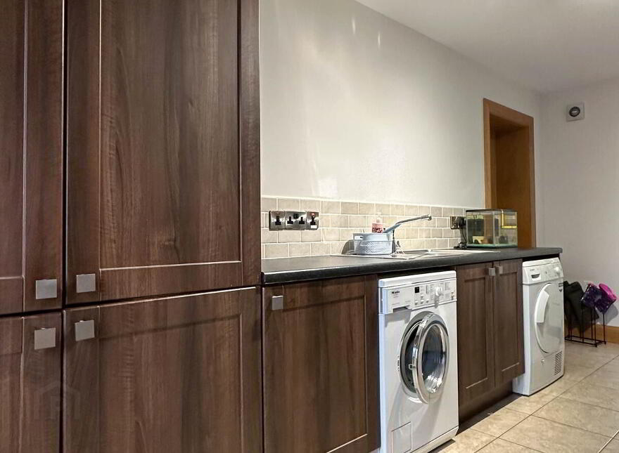 100b Lodge Road, Coleraine, BT52 1NF