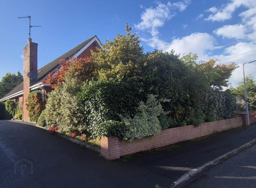 6 Lindenwood Park, Derry, BT48 0NX photo