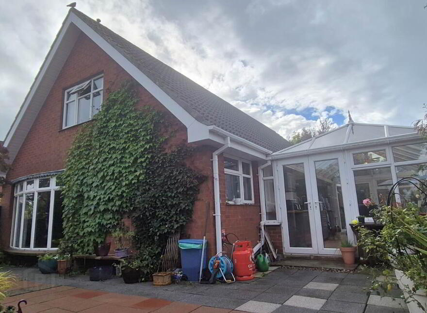 6 Lindenwood Park, Derry, BT48 0NX