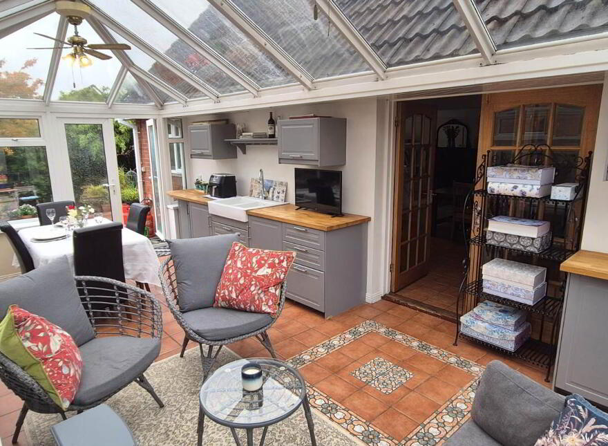 6 Lindenwood Park, Derry, BT48 0NX