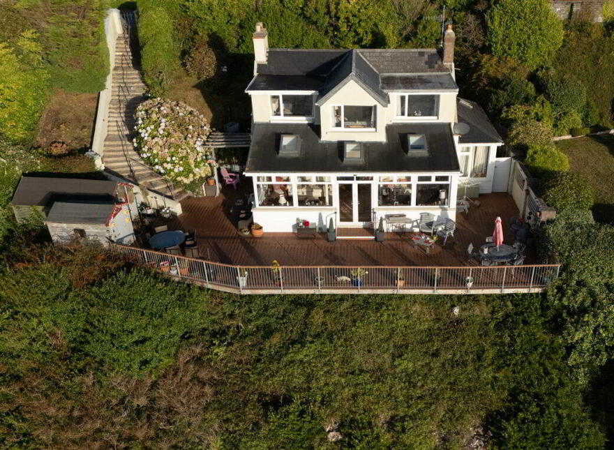 Eyrieville, Weaver' S Point, Crosshaven, P43WY18