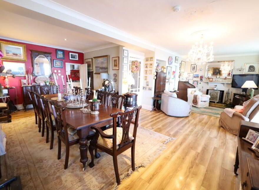 Eyrieville, Weaver' S Point, Crosshaven, P43WY18