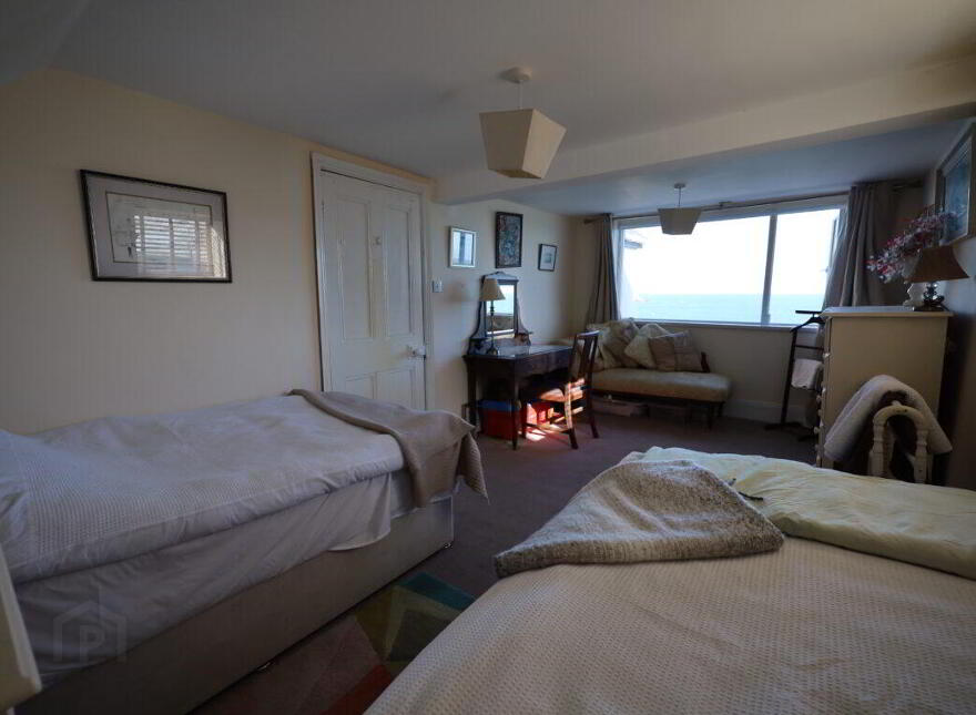 Eyrieville, Weaver' S Point, Crosshaven, P43WY18
