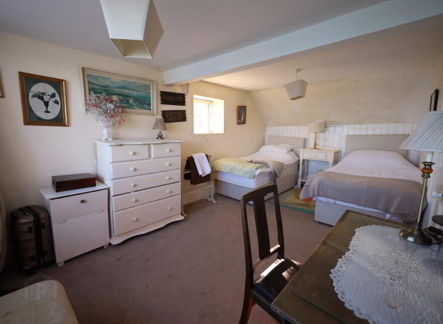Eyrieville, Weaver' S Point, Crosshaven, P43WY18