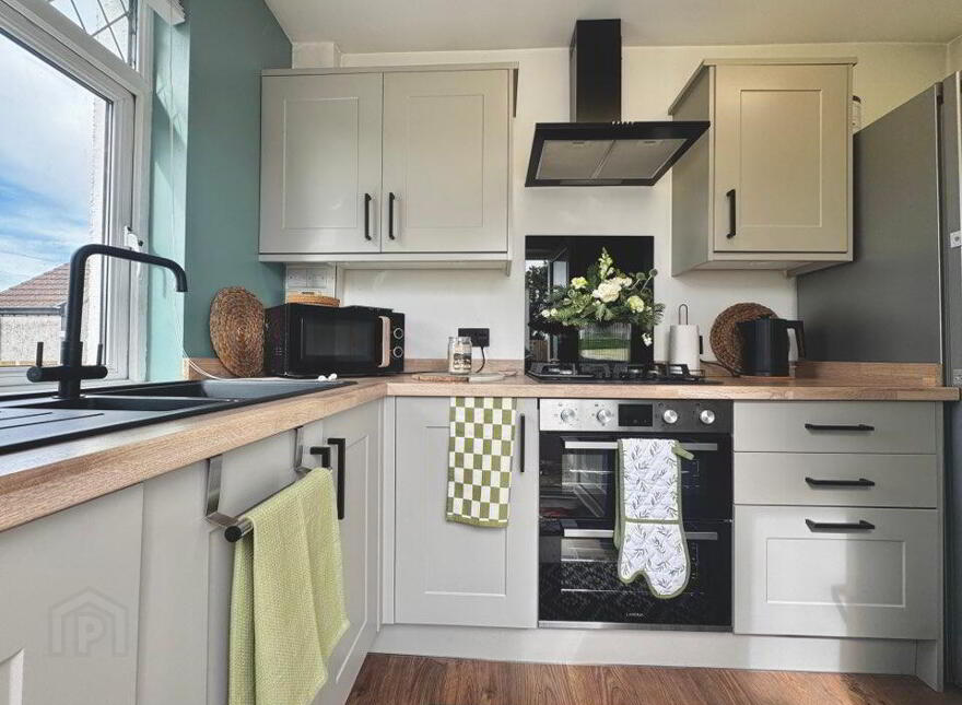 5 Donnelly Park, Bendooragh Road, Ballymoney, BT53 7NL