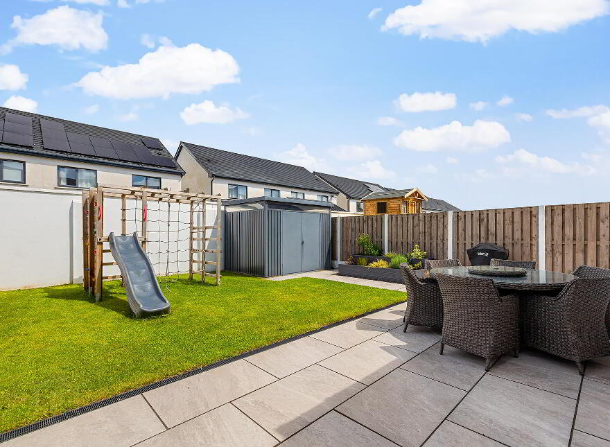 2 Farnan Wood, Prosperous, W91X9DP