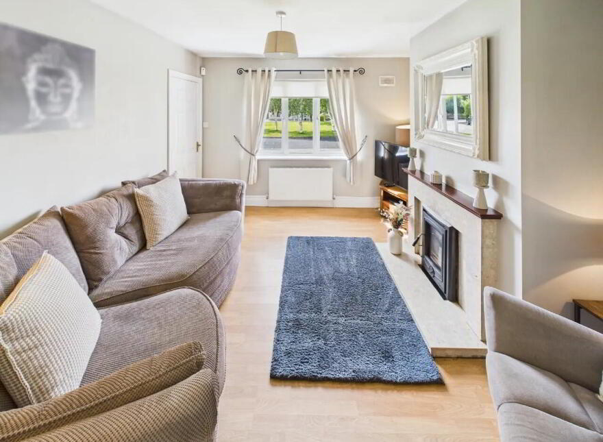 7 Killeen Court, Borrisokane, E45XD60