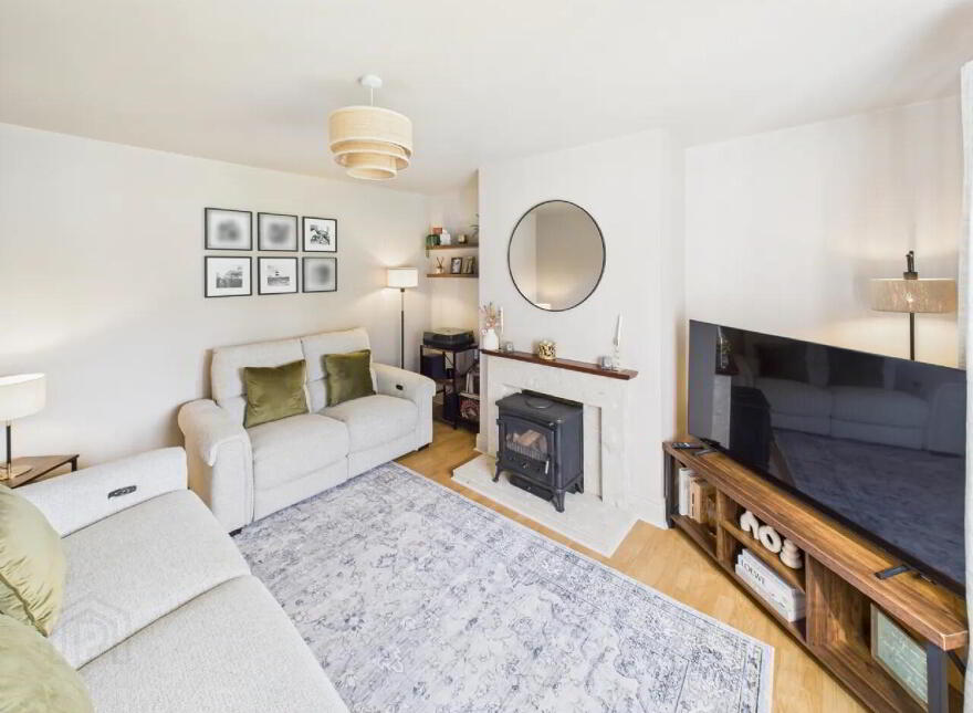 7 Killeen Court, Borrisokane, E45XD60