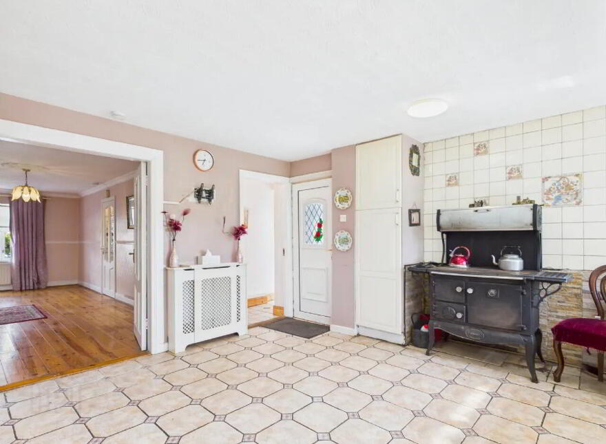 11 Marian Road, Templemore, E41HP99