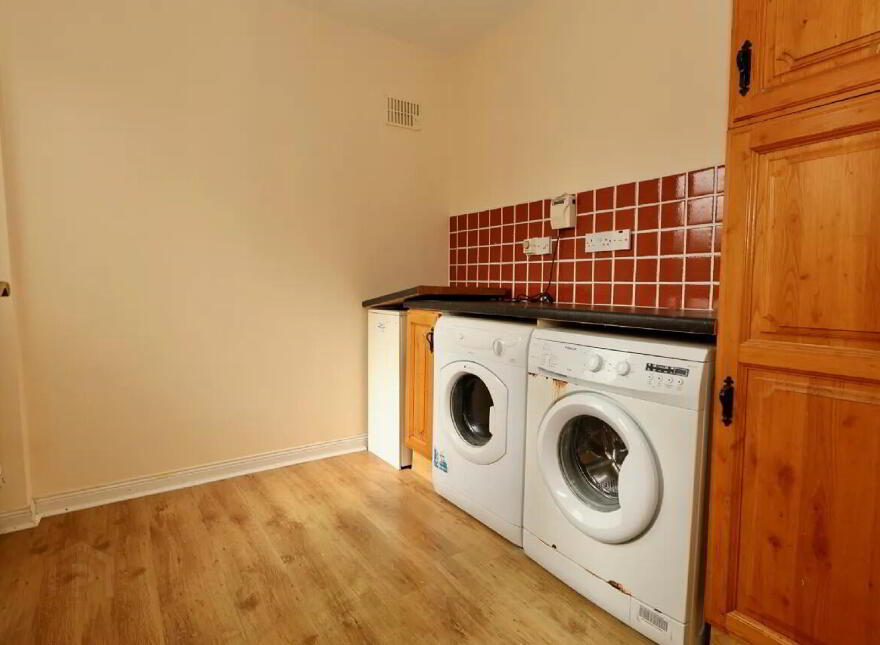 44 Annsfield Woods, Athlone, N37X850