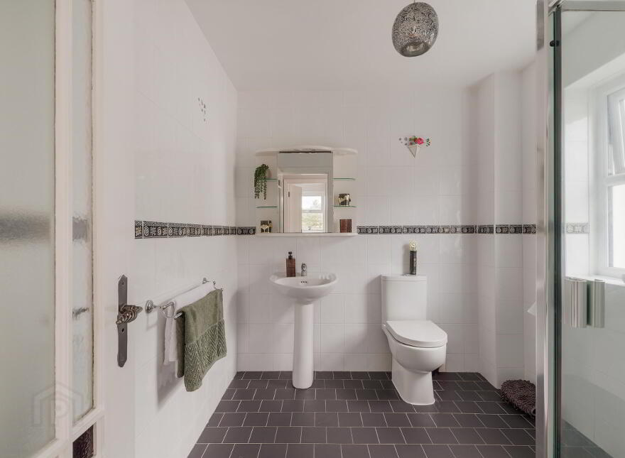 Lake Bridge, 13a Glastry Road, Kircubbin, Newtownards, BT22 1DP