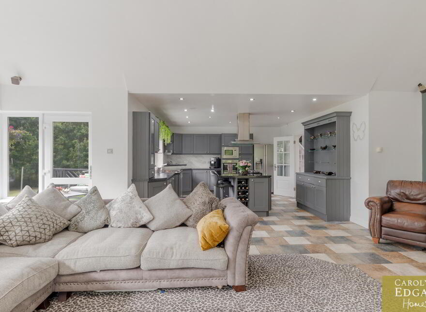 Lake Bridge, 13a Glastry Road, Kircubbin, Newtownards, BT22 1DP