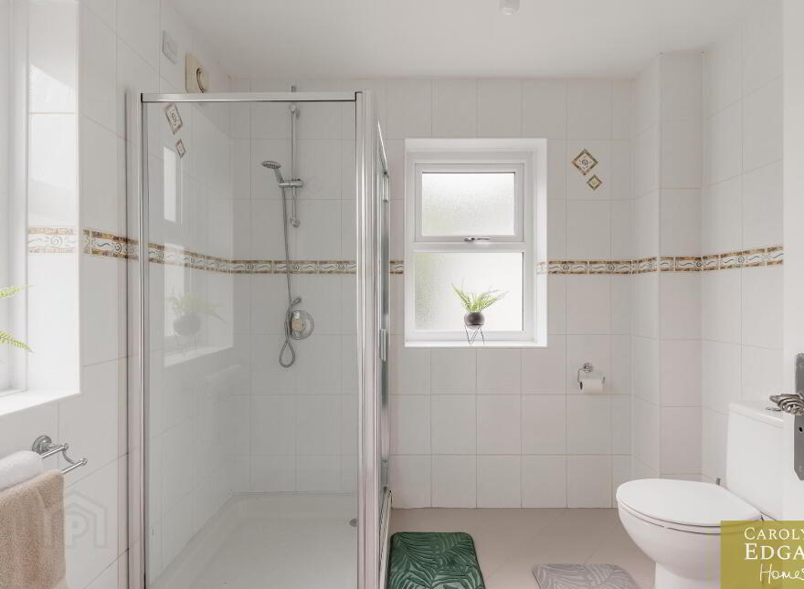 Lake Bridge, 13a Glastry Road, Kircubbin, Newtownards, BT22 1DP