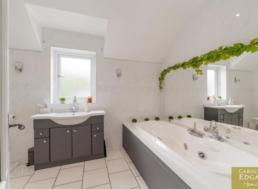 Lake Bridge, 13a Glastry Road, Kircubbin, Newtownards, BT22 1DP
