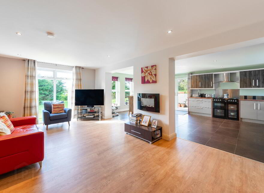 24 Crossgar Road East, Crossgar, Downpatrick, BT30 9ER