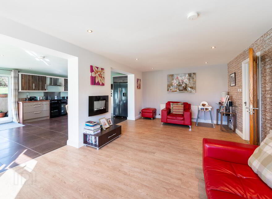 24 Crossgar Road East, Crossgar, Downpatrick, BT30 9ER