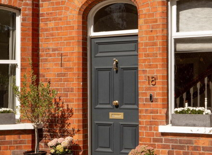 18 Kirkliston Drive, Belfast, BT5 5NX