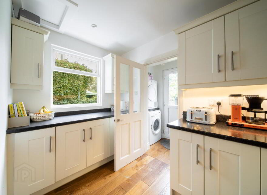 18 Kirkliston Drive, Belfast, BT5 5NX