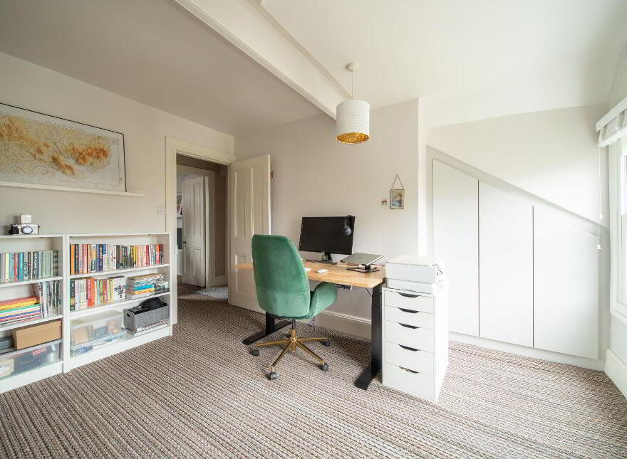 18 Kirkliston Drive, Belfast, BT5 5NX
