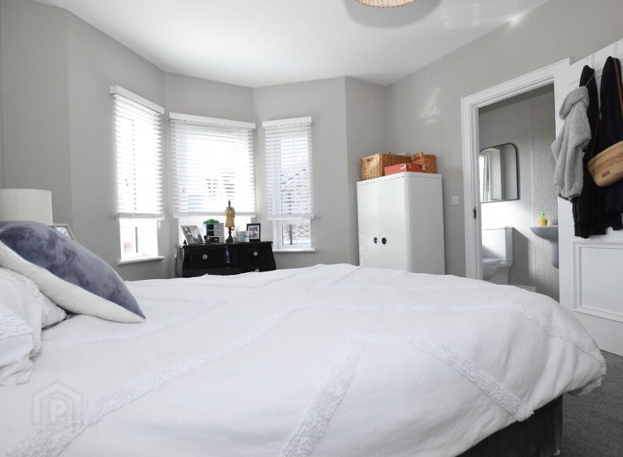 11 Rowanvale Crescent, Conlig, Newtownards, BT23 7HP