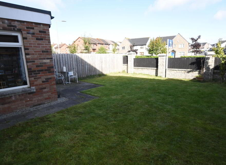 11 Rowanvale Crescent, Conlig, Newtownards, BT23 7HP