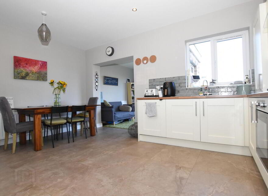 11 Rowanvale Crescent, Conlig, Newtownards, BT23 7HP