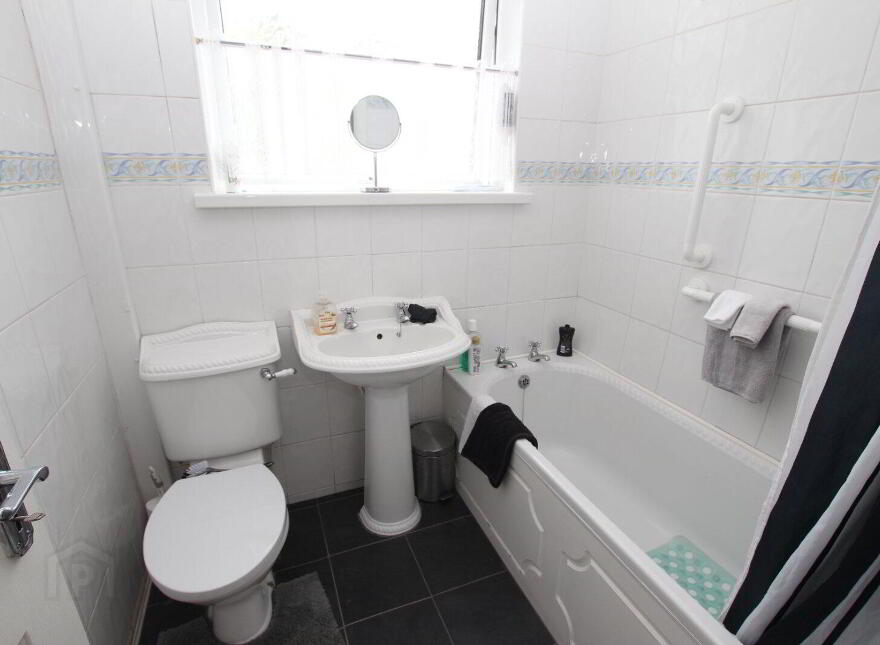 33 Ballyduff Road, Newtownabbey, BT36 6PA