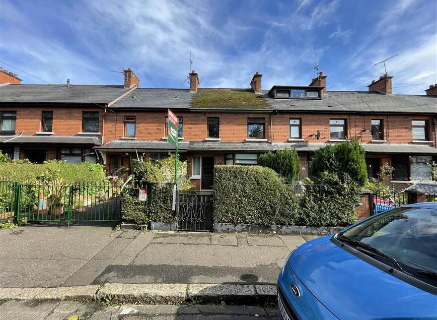 15 Beechmount Drive, Belfast, BT12 7LU