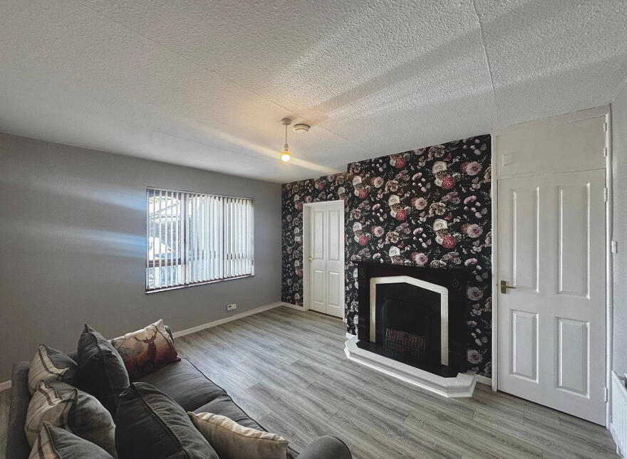 4 Glebe Park, Derrykeighan, Bushmills, Ballymoney, BT53 8AQ