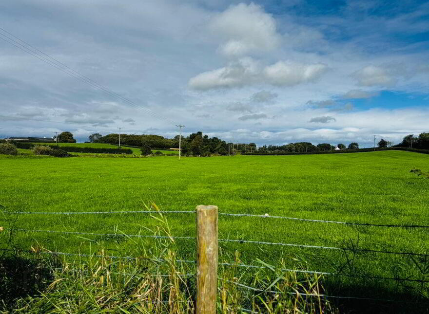 4 Glebe Park, Derrykeighan, Bushmills, Ballymoney, BT53 8AQ