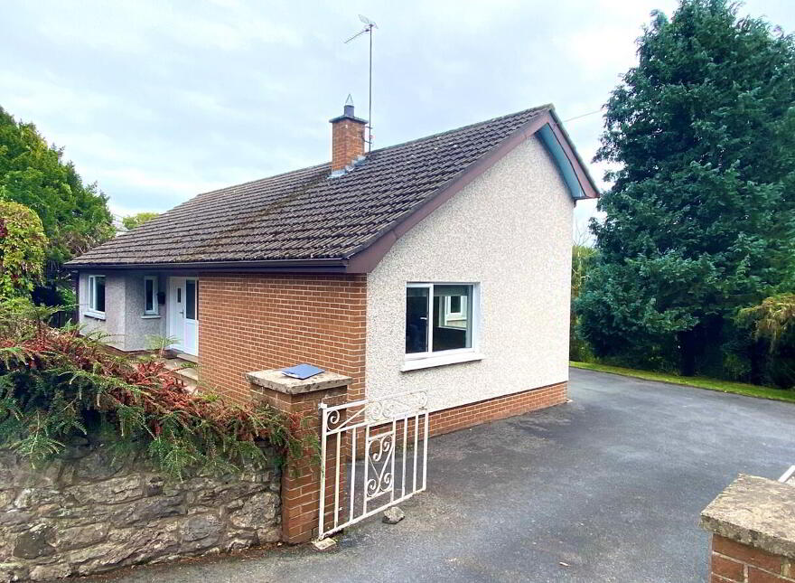 17 Main Street, Loughgall, BT61 8HZ
