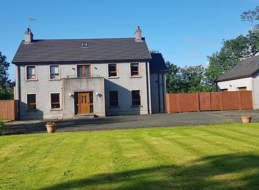72a Straid Road, Bushmills, Ballycastle, BT54 6NW