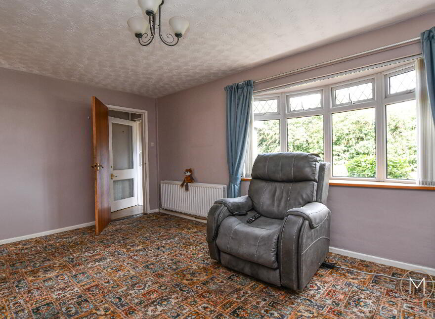 13 Thistlewood Crescent, Antrim, BT41 1QD