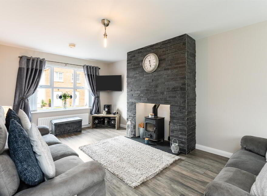 28 McBriar Meadow, Carrowdore, Newtownards, BT22 2UL