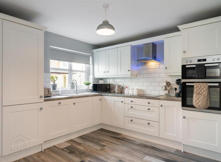 28 McBriar Meadow, Carrowdore, Newtownards, BT22 2UL