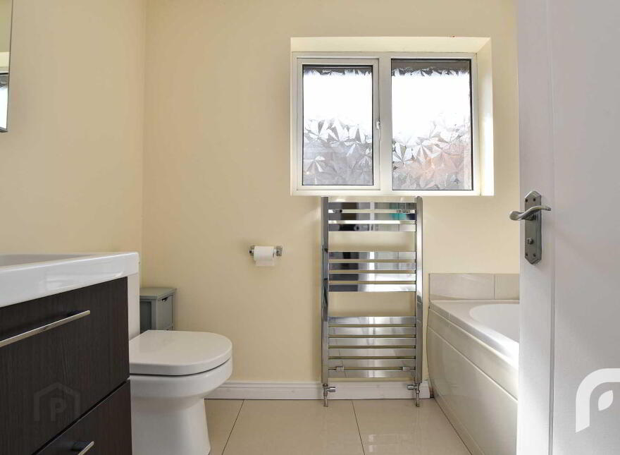 7 Pineview Gardens, Whitewell Road, Newtownabbey, BT36 7NU