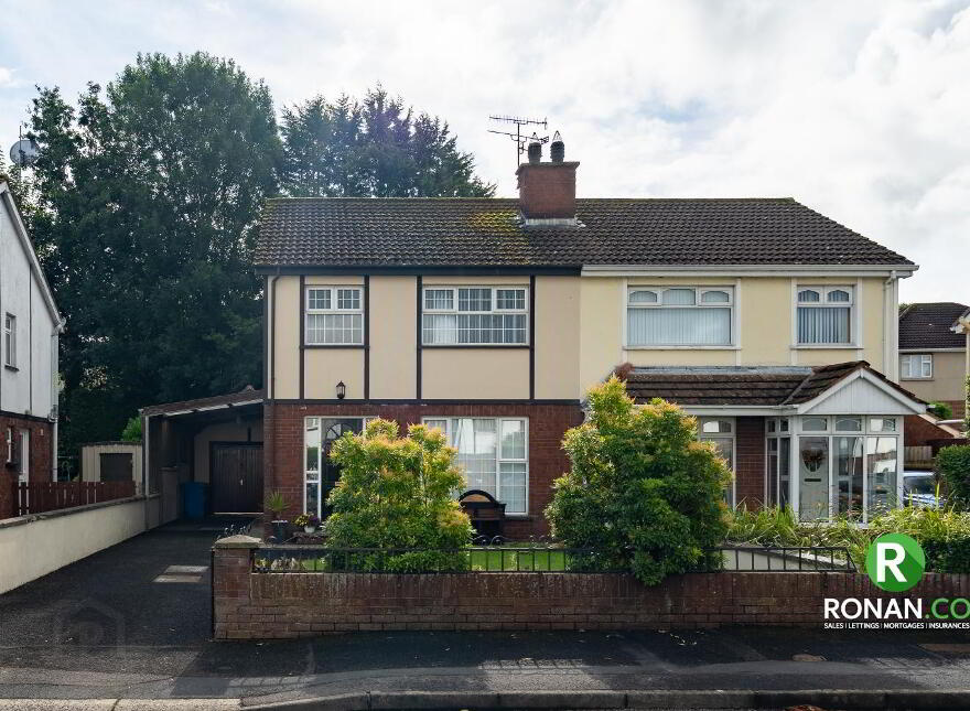 49 Glenside, Strabane, BT82 8PU photo