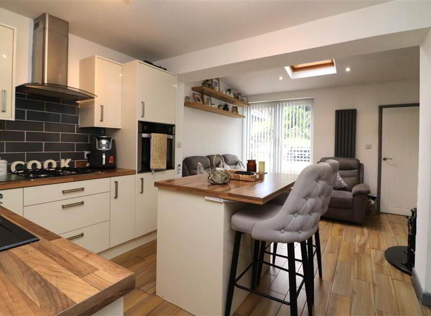9 Wesley Street, Low Road, Lisburn, BT27 4TB