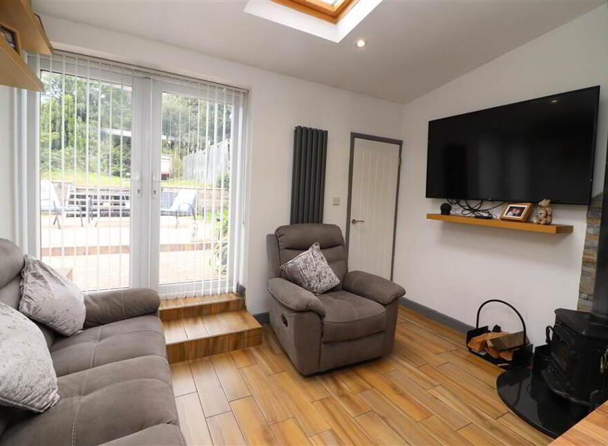 9 Wesley Street, Low Road, Lisburn, BT27 4TB