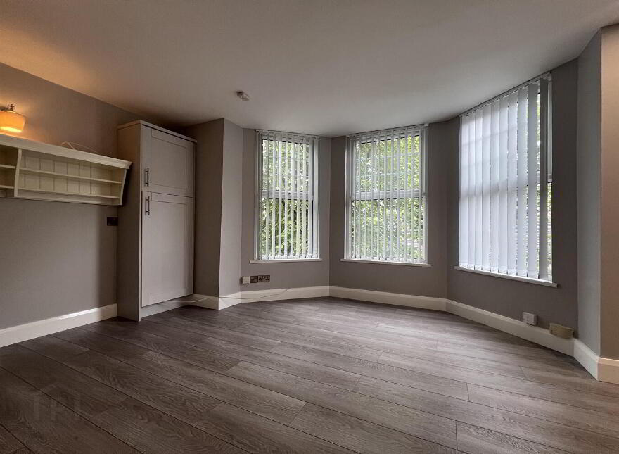 Flat 3, 6 Glandore Avenue, Belfast, BT15 3FB
