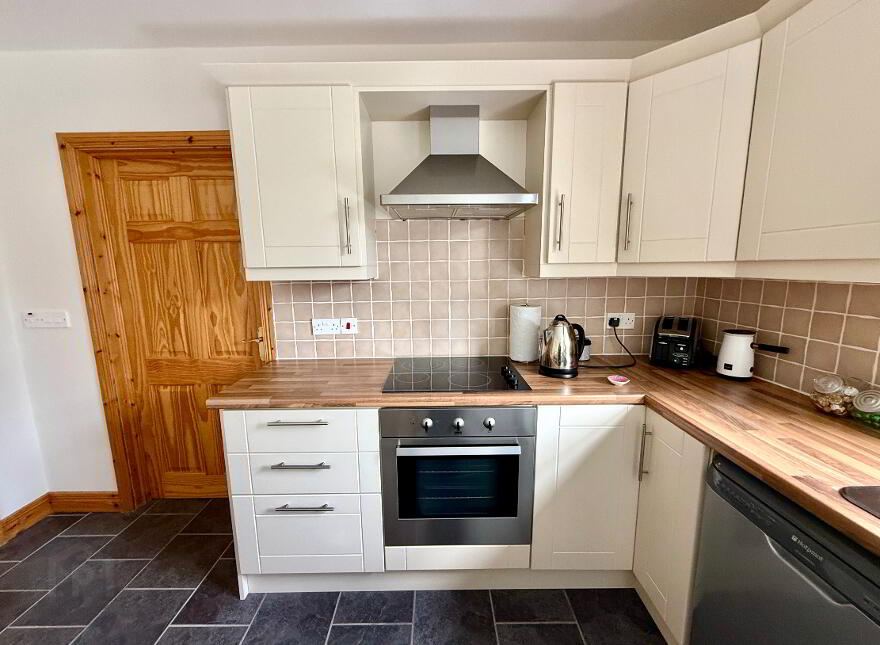 67 Ivy Mead, Waterside, L'Derry, BT47 3WW