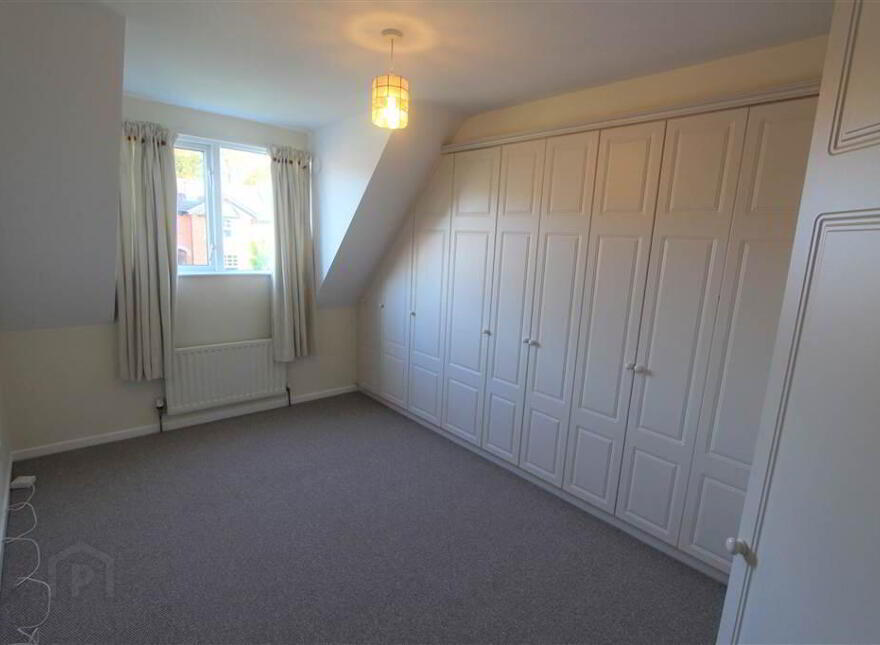 27 Greenwood Glen, Belfast, BT8 7WE